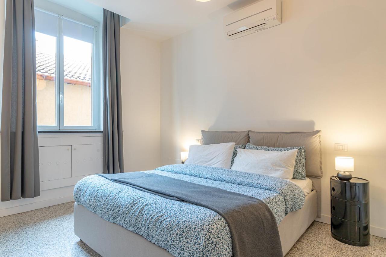 Moderno Loft A Due Passi Dal Lago Apartment Torno Bagian luar foto